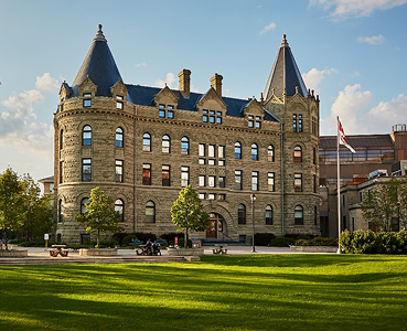 University of Winnipeg